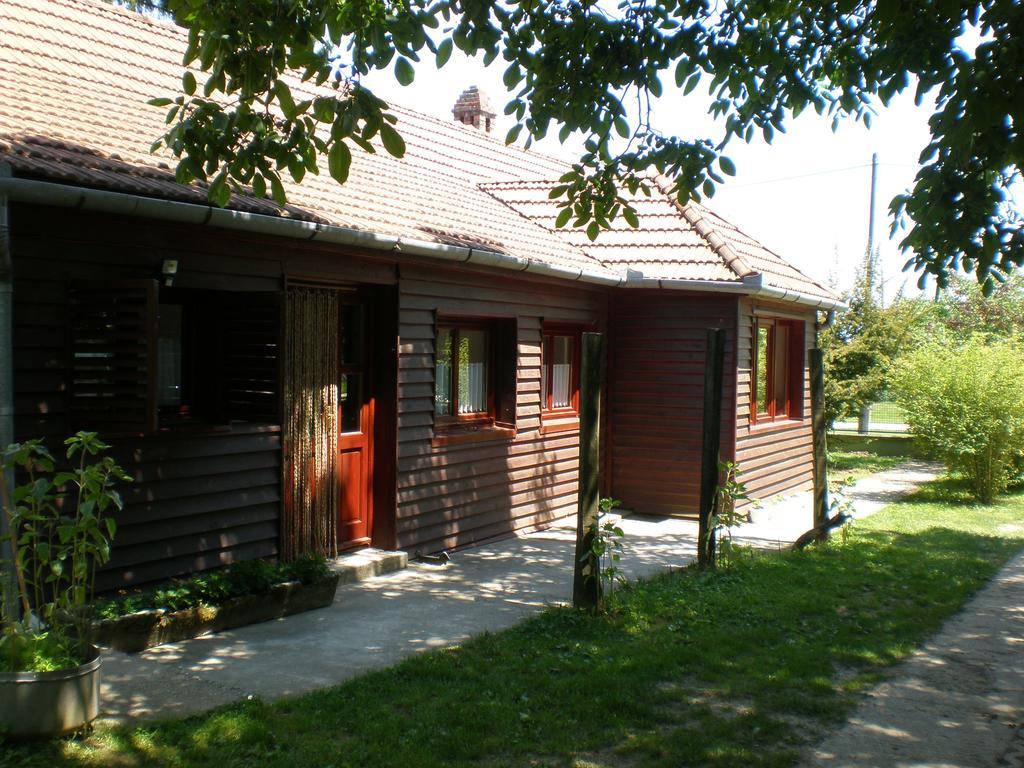 Holiday Home Melinda Ceglédpuszta المظهر الخارجي الصورة