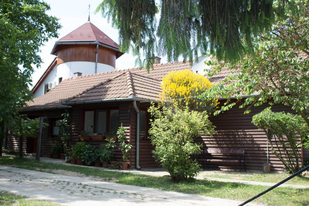 Holiday Home Melinda Ceglédpuszta المظهر الخارجي الصورة